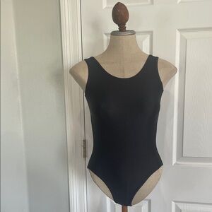 Time Stop Black Sleeveless leotard, scoop neck Bodysuit nylon stretch women’s 3